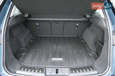 Позашляховик / Кросовер Land Rover Range Rover Evoque 2024 в 