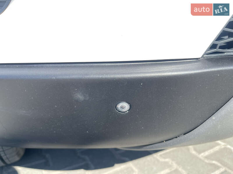 Внедорожник / Кроссовер Land Rover Range Rover Evoque 2015 в Тернополе