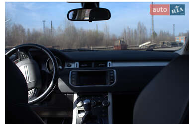 Внедорожник / Кроссовер Land Rover Range Rover Evoque 2012 в 