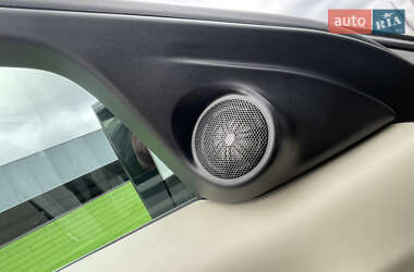 Внедорожник / Кроссовер Land Rover Range Rover Evoque 2012 в 