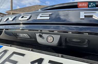 Внедорожник / Кроссовер Land Rover Range Rover Evoque 2019 в 