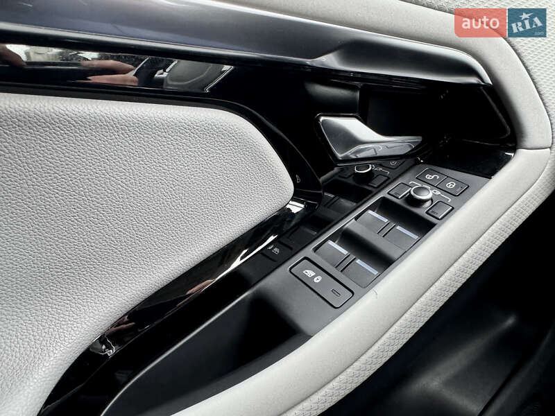 Внедорожник / Кроссовер Land Rover Range Rover Evoque 2020 в Киеве