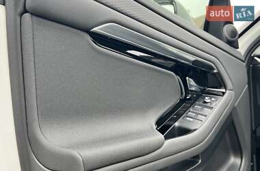 Позашляховик / Кросовер Land Rover Range Rover Evoque 2020 в 