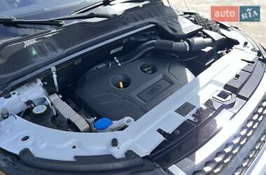 Внедорожник / Кроссовер Land Rover Range Rover Evoque 2017 в 