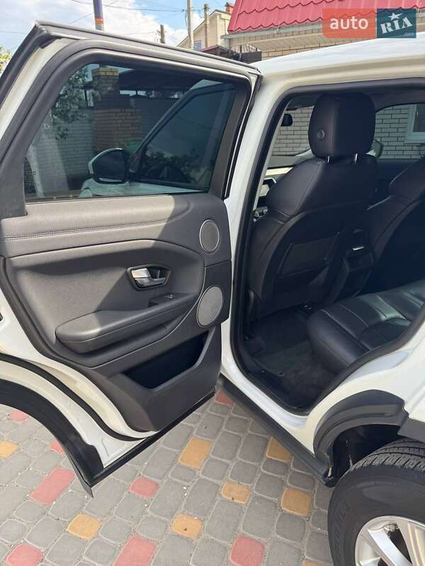 Внедорожник / Кроссовер Land Rover Range Rover Evoque 2016 в Виннице