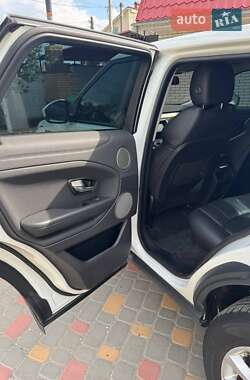 Внедорожник / Кроссовер Land Rover Range Rover Evoque 2016 в 