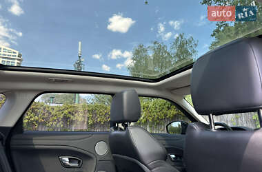 Внедорожник / Кроссовер Land Rover Range Rover Evoque 2016 в 