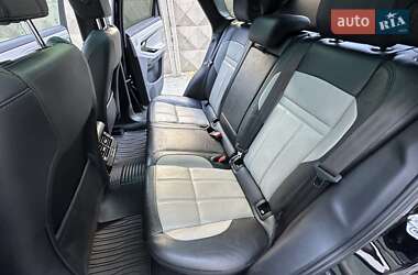Позашляховик / Кросовер Land Rover Range Rover Evoque 2019 в 
