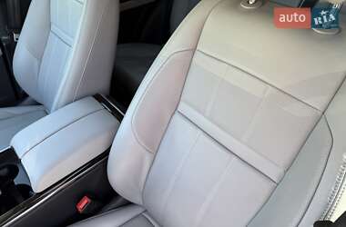 Внедорожник / Кроссовер Land Rover Range Rover Evoque 2021 в 