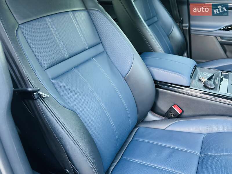 Внедорожник / Кроссовер Land Rover Range Rover Evoque 2019 в Киеве