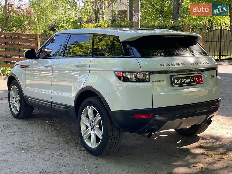 Позашляховик / Кросовер Land Rover Range Rover Evoque 2014 в Києві