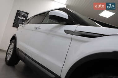 Внедорожник / Кроссовер Land Rover Range Rover Evoque 2015 в 