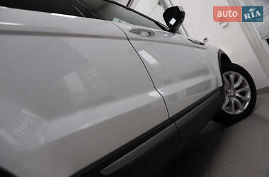 Внедорожник / Кроссовер Land Rover Range Rover Evoque 2015 в 