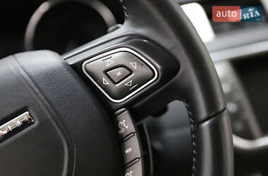 Внедорожник / Кроссовер Land Rover Range Rover Evoque 2015 в 
