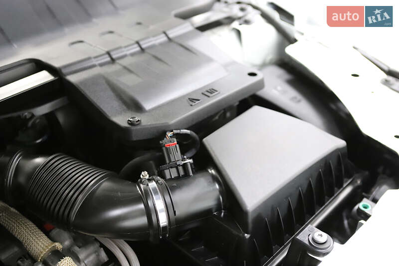 Внедорожник / Кроссовер Land Rover Range Rover Evoque 2015 в Дрогобыче