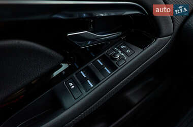Внедорожник / Кроссовер Land Rover Range Rover Evoque 2020 в 