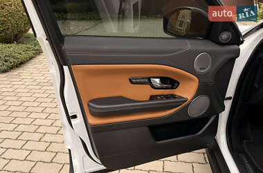 Внедорожник / Кроссовер Land Rover Range Rover Evoque 2015 в 