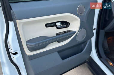Внедорожник / Кроссовер Land Rover Range Rover Evoque 2013 в 