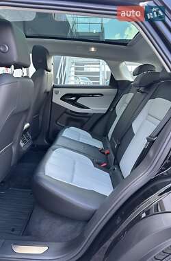 Внедорожник / Кроссовер Land Rover Range Rover Evoque 2023 в 