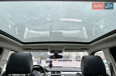 Внедорожник / Кроссовер Land Rover Range Rover Evoque 2013 в 