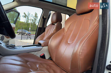 Внедорожник / Кроссовер Land Rover Range Rover Evoque 2012 в 