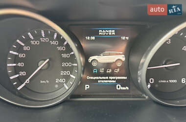 Внедорожник / Кроссовер Land Rover Range Rover Evoque 2013 в 
