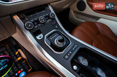 Внедорожник / Кроссовер Land Rover Range Rover Evoque 2013 в 