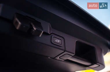 Внедорожник / Кроссовер Land Rover Range Rover Evoque 2013 в 