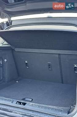 Внедорожник / Кроссовер Land Rover Range Rover Evoque 2015 в 