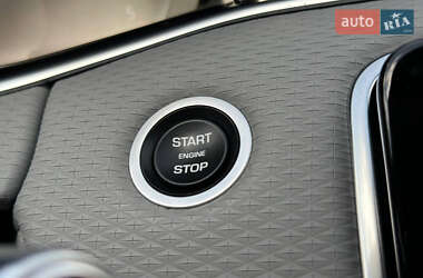 Позашляховик / Кросовер Land Rover Range Rover Evoque 2021 в 