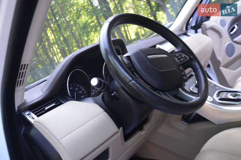 Внедорожник / Кроссовер Land Rover Range Rover Evoque 2015 в Трускавце