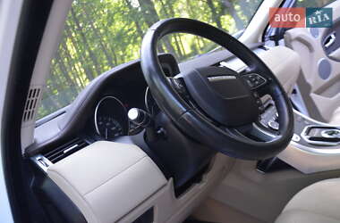 Позашляховик / Кросовер Land Rover Range Rover Evoque 2015 в 