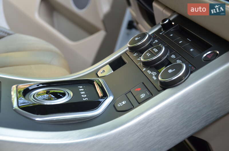 Внедорожник / Кроссовер Land Rover Range Rover Evoque 2015 в Трускавце