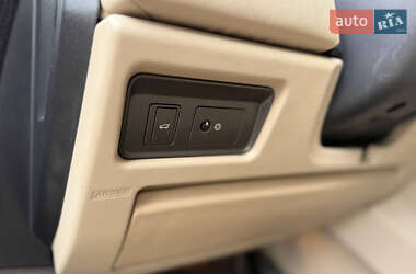 Внедорожник / Кроссовер Land Rover Range Rover Evoque 2017 в 