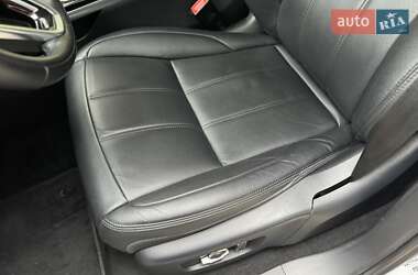 Внедорожник / Кроссовер Land Rover Range Rover Evoque 2021 в 