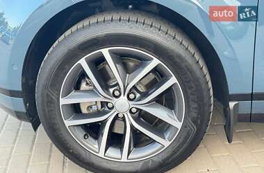 Внедорожник / Кроссовер Land Rover Range Rover Evoque 2024 в 