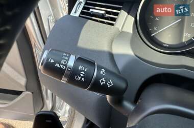 Внедорожник / Кроссовер Land Rover Range Rover Evoque 2016 в 
