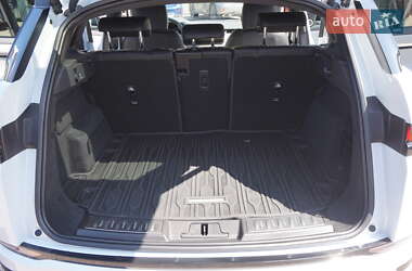 Внедорожник / Кроссовер Land Rover Range Rover Evoque 2019 в 