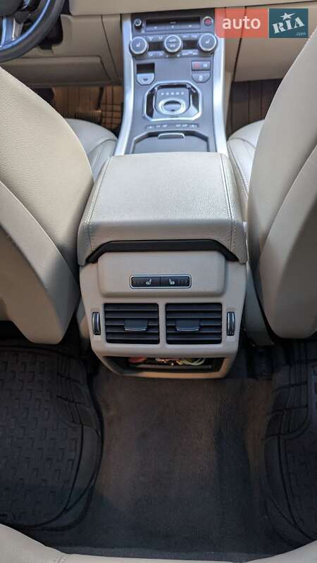 Внедорожник / Кроссовер Land Rover Range Rover Evoque 2014 в Виннице