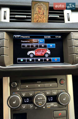 Внедорожник / Кроссовер Land Rover Range Rover Evoque 2012 в 