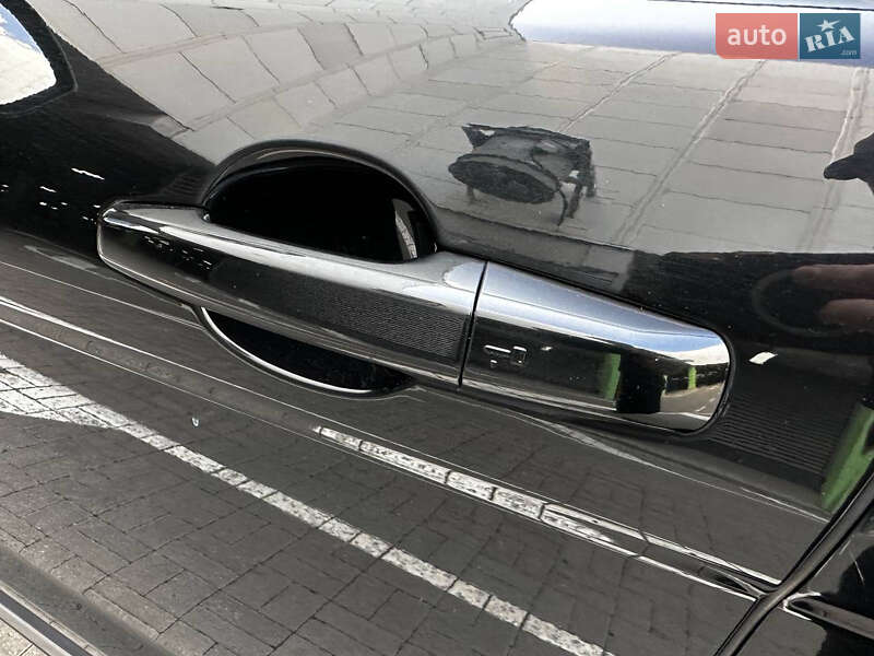 Внедорожник / Кроссовер Land Rover Range Rover Evoque 2017 в Киеве фото 28 Внедорожник / Кроссовер Land Rover Range Rover Evoque 2017 в Киеве