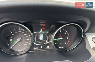 Внедорожник / Кроссовер Land Rover Range Rover Evoque 2015 в 