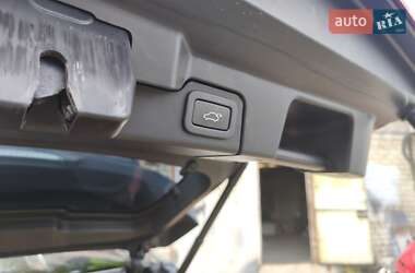 Внедорожник / Кроссовер Land Rover Range Rover Evoque 2012 в 