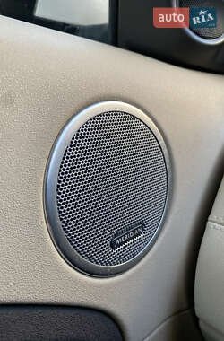 Внедорожник / Кроссовер Land Rover Range Rover Evoque 2012 в 