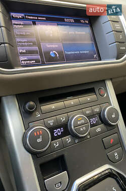 Внедорожник / Кроссовер Land Rover Range Rover Evoque 2012 в 