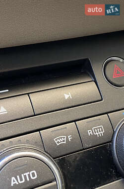 Внедорожник / Кроссовер Land Rover Range Rover Evoque 2012 в 