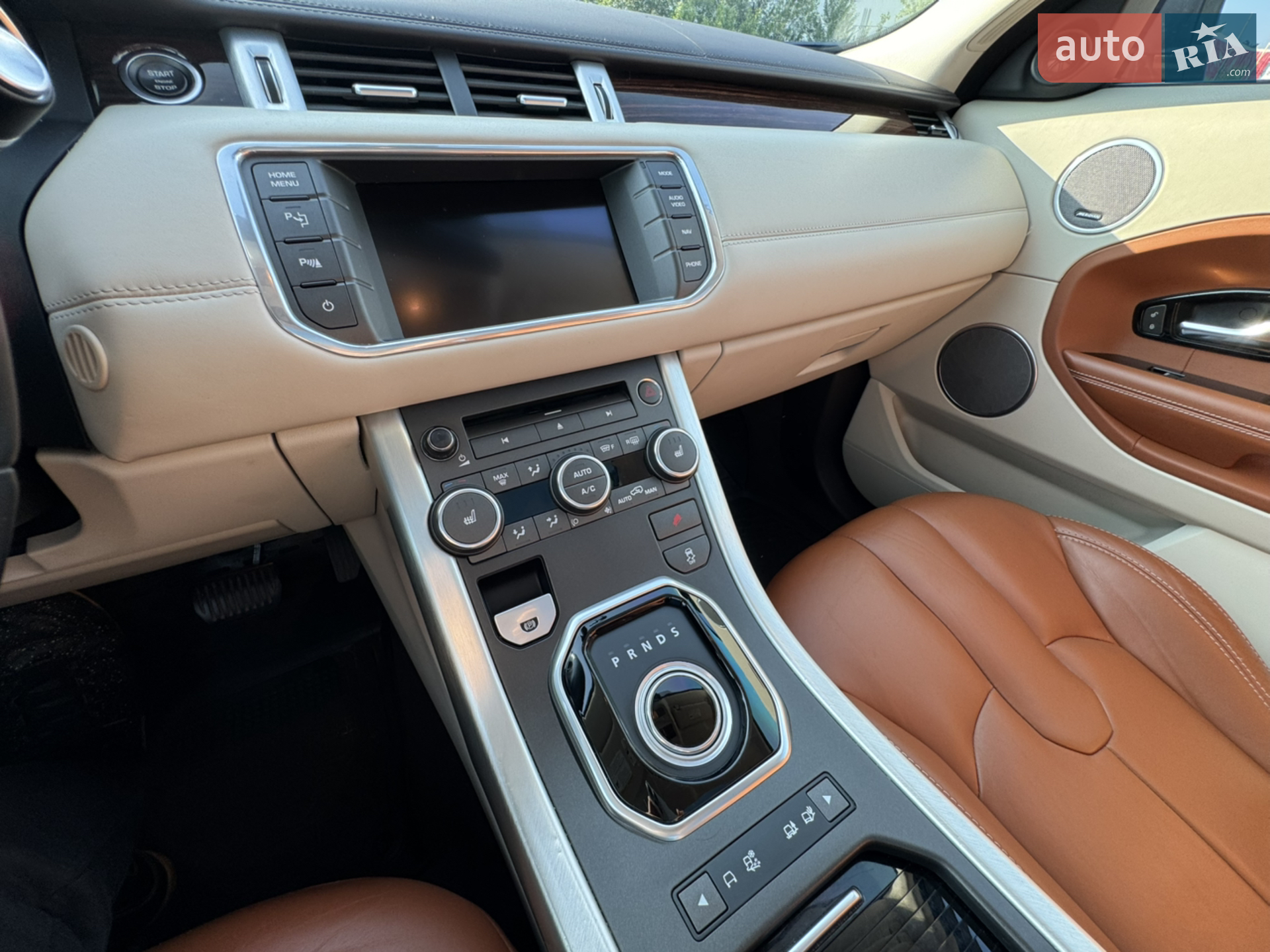 2012 Land Rover Range Rover Evoque - мініатюра 33