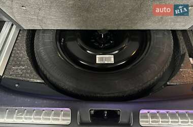Внедорожник / Кроссовер Land Rover Range Rover Evoque 2012 в 