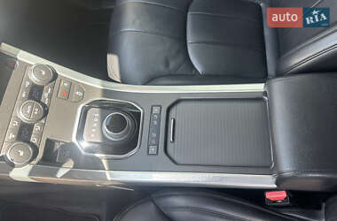 Внедорожник / Кроссовер Land Rover Range Rover Evoque 2015 в 