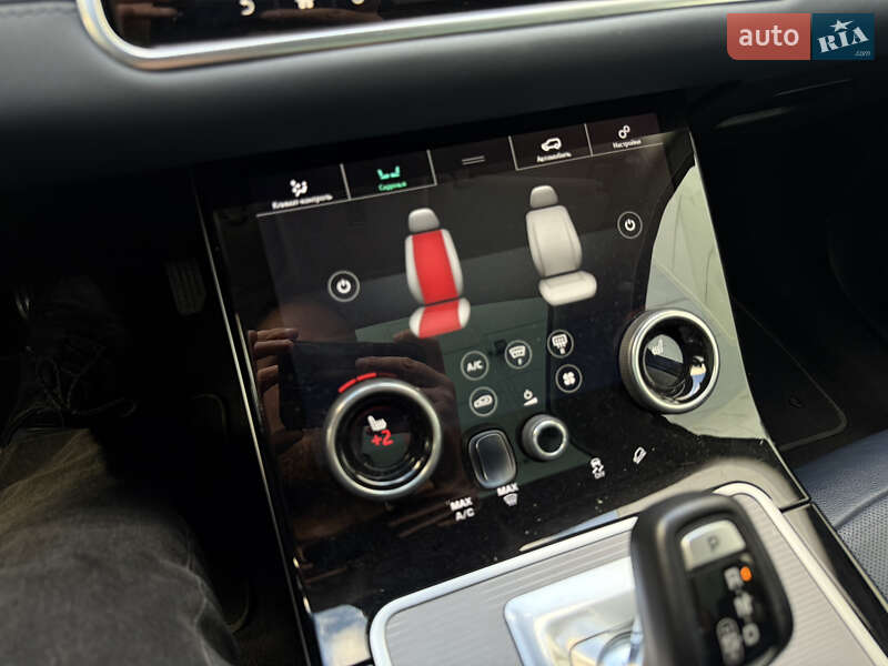 Внедорожник / Кроссовер Land Rover Range Rover Evoque 2019 в Киеве